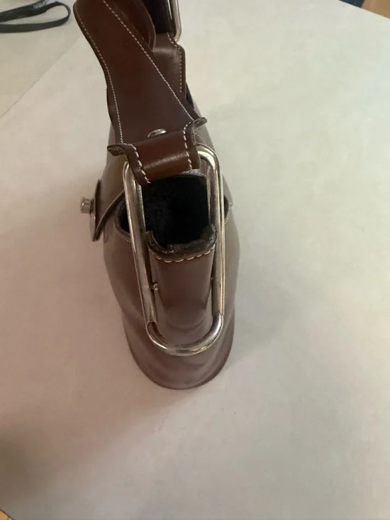 Dooney & Bourke Chestnut Brown Leather Shoulder Bag with Silver Hardware VINTAGE - Picture 6 of 10